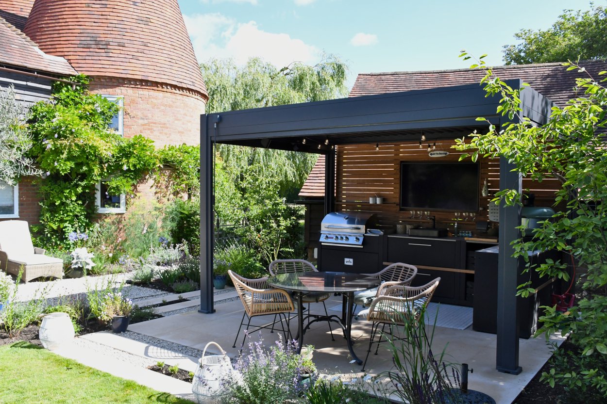 Garden Pergola Oast House