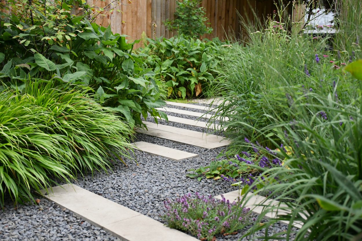 Gravel walkway